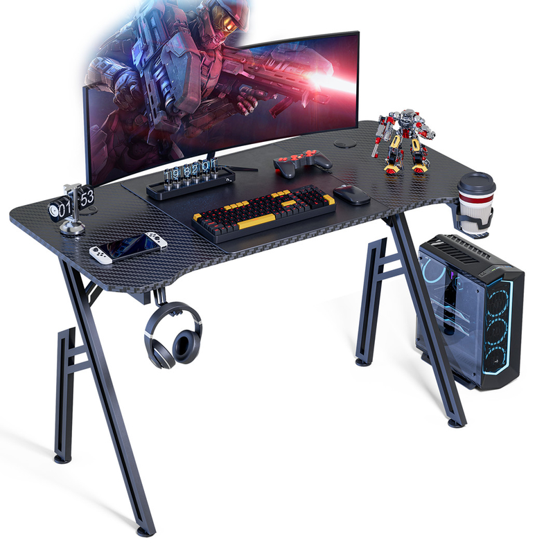 Escritorio de juegos ergonómicamente diseñado con tablero de partículas de 1,2 cm y cubierta de fibra de carbono con soportes para tazas y auriculares