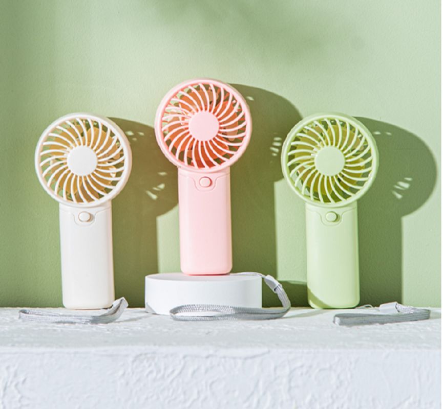 Ventilador de mano con batería AAA 2W Cuerpo ABS Tamaño 6*3.7*12.5cm 53.7g Ligero Con cordón Verde Rojo Blanco