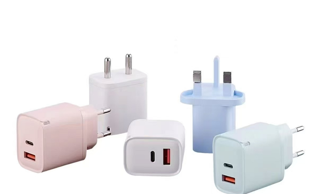 ETEK Cargador Rápido Dual USB de 20W, USB-C PD+USB-A QC 3.0 para smartphones, tabletas y otros dispositivos alimentados por USB.