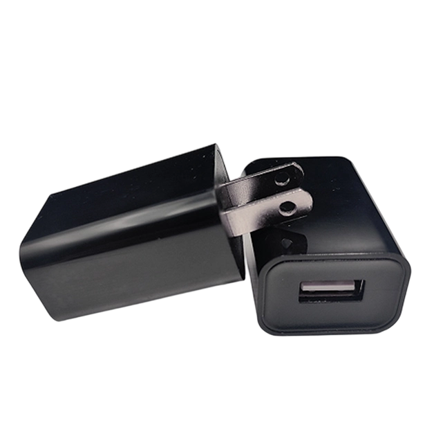 El cargador USB 5V1A de la UE de 5W hizo salir la caja de color negra/blanca